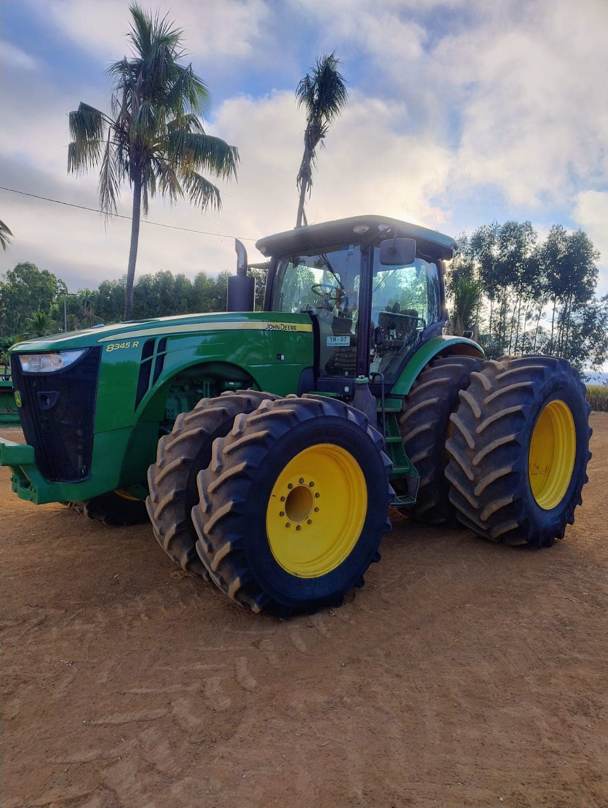 John Deere 8345R